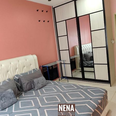 Nena Homestay Setia Alam, Air Conditioned, High Speed Internet Shah Alam Exteriör bild