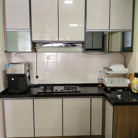 Nena Homestay Setia Alam, Air Conditioned, High Speed Internet Shah Alam Exteriör bild